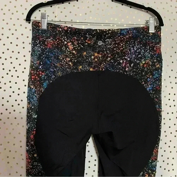 Lululemon Wake And Train Tight - Picture 6 of 10